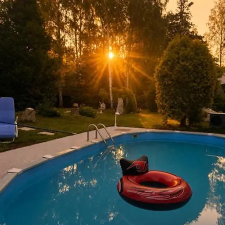 Villa Nirvana *